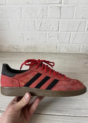 Кроссовки  adidas spezial