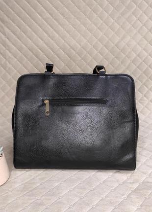 Красивая классическая сумка 7