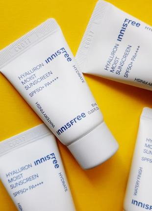 Сонцезахисний крем innisfree hyaluron moist sunscreen spf50+ pa++++ зволожуючий