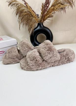 Хутряні тапки soda faux fur slippers taupe tan corset-s