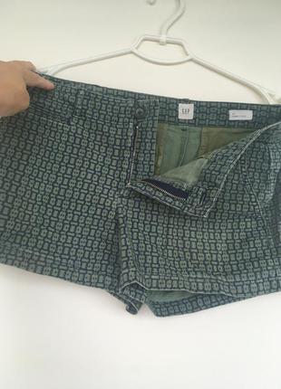 Шорти середньої посадки gap