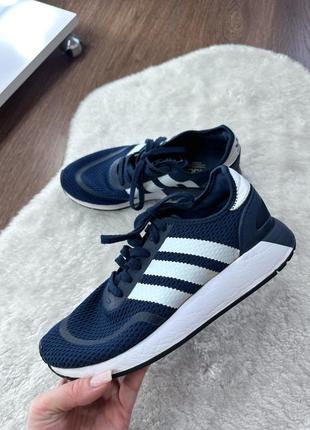 Кросівки adidas5 фото