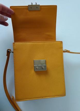 Желтая маленькая сумка сумочка кросс-боди zara оригинал