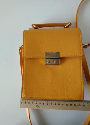 Желтая маленькая сумка сумочка кросс-боди zara оригинал