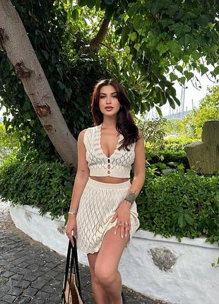 Привабливі та трендові ажурні костюмчики зі спідничкою 🔥