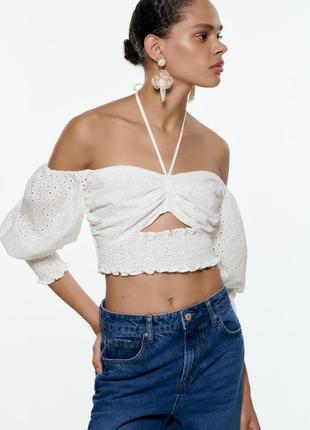 Топ с ажурной вышивкой zara