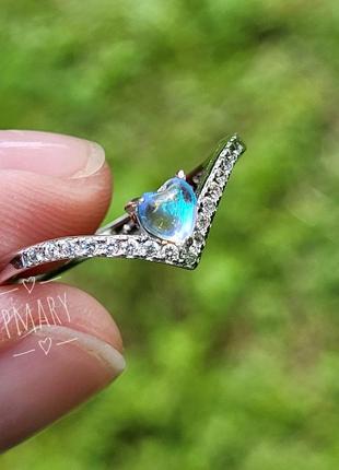 Серебряное кольцо с сердечком