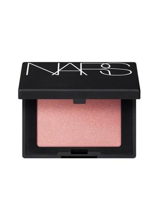 Легендарные румяна от nars в оттенке orgasm 2,5 g
