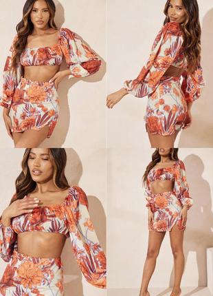 Укороченный топ с рюшами и пышными рукавами prettylittlething этикетка