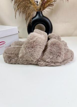 Хутряні тапки soda faux fur slippers taupe tan corset-s