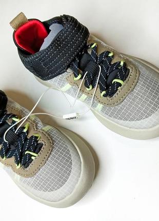 Кросівки zara