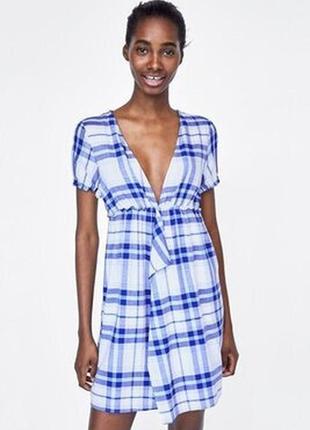 Базовое платье мини из хлопка с v-вырезом рюшами оборками принт zara