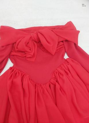 Розкішна червона сукня з бантом6 фото