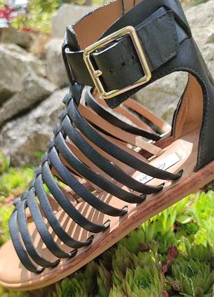 Сандалии гладиаторы clarks размер 39