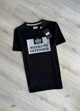 Футболка weekend offender