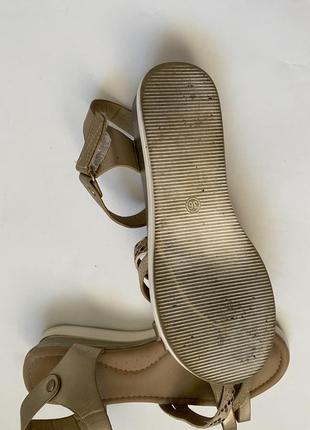 Босоножки 3