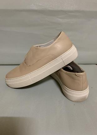 Туфлі 👞 мокасини