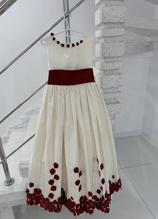 Вечірнє плаття