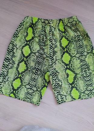 Стильные модные яркие велосипедки лосины