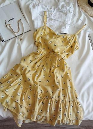 Жовта сукня hollister в квітковий принт