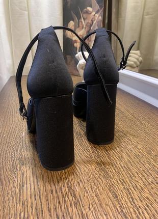 Туфлі/босоніжки на стійкому каблуку nila&nila4 фото