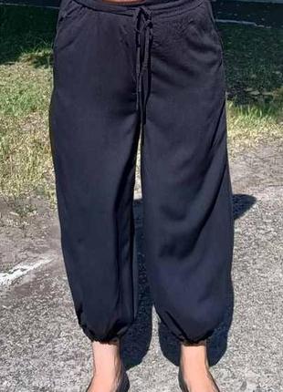 Жіночі штани, бриджі чорні, штапель, 52-54