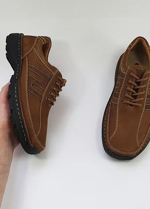 Шкіряні туфлі