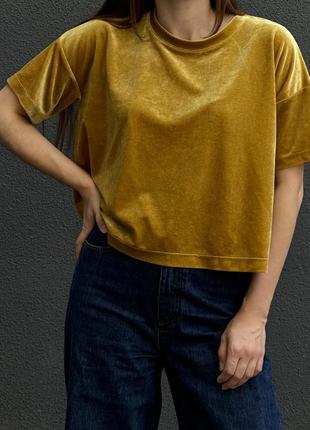 Weekday велюрова, оксамитова футболка, золота, жовта, розмір s