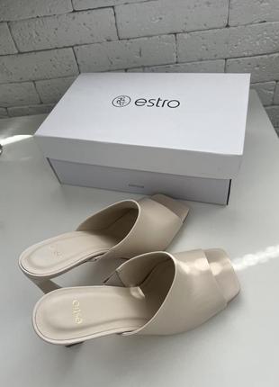 Мюлі бежеві (estro)
