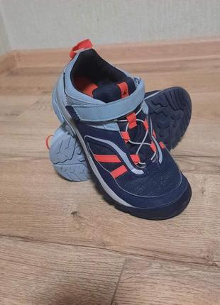 Кросівки для дівчинки  33р. quechua decathlon