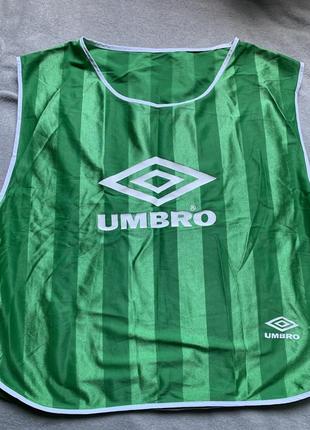 Спортивная майка манишка umbro