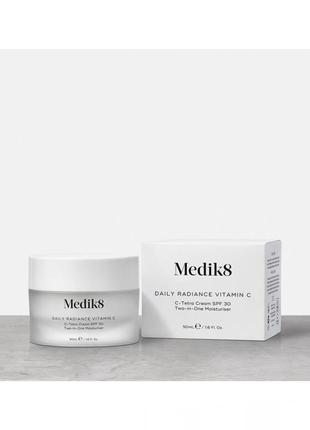 Daily radiance vitamin c medik8