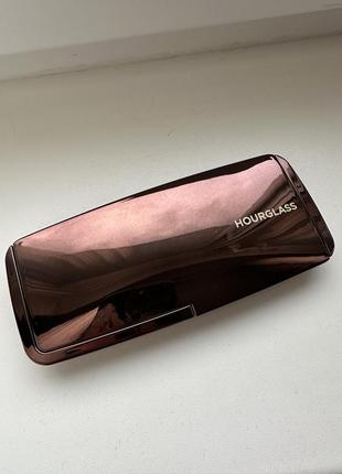 Палетка hourglass ambient lighting palette