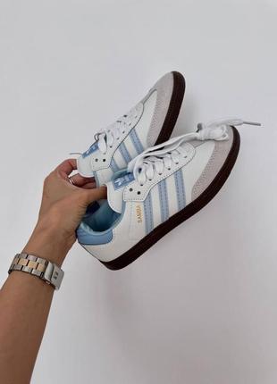 Кроссовки adidas