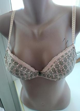 Крутой бюстгалтер милавица 75а