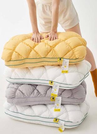 Подушка для сну м'яка  pineapple bun 50x70 см
