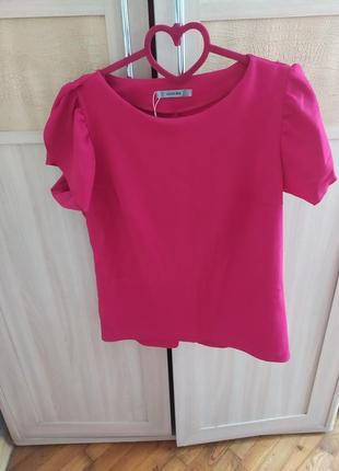 Стильная женская блузка