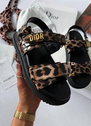 Босоножки сандалии в стиле dior леопард