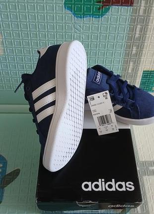 Кросівки  кеди  adidas оригінал текстиль розмір 30