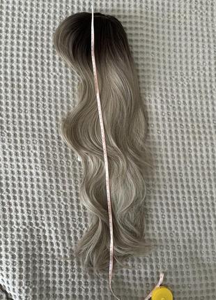 Парик длинные волнистые волосы холодный пепельный блонд челка, омбре, растушевка у корней