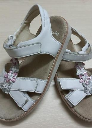 Босоножки сандали кожа дев. 31-30-32р.clarks индии