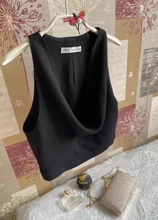 Витончений чорний топ, блузка без рукавів /zara/ розмір m
