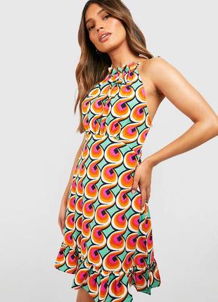 Жіноча сукня. розмір eu40. boohoo