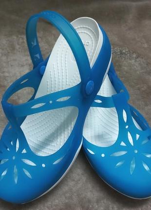 Босоножки сандали шлепанцы жен.36р. crocs индонезии