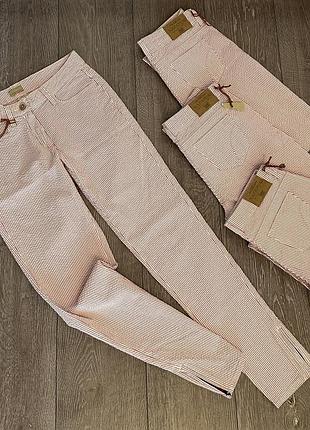Napapijri geographic новые брюки жатка сток два размера