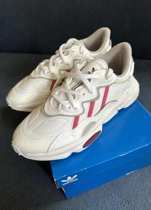 Кросівки жіночі adidas ozweego оригінал