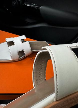 В наявності шльопки, сланці hermes oran 36р
