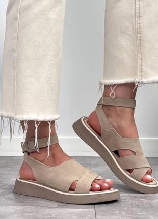 Бежевые женские босоножки из натуральной замши замшевые босоножки