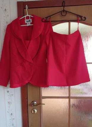 Продам костюм женский