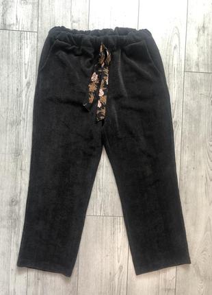 Широкие вельветовые брюки